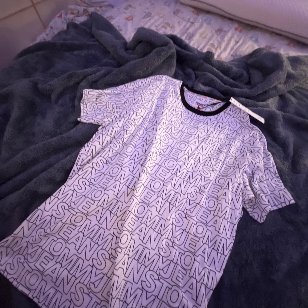 Tommy Hilfiger shirt